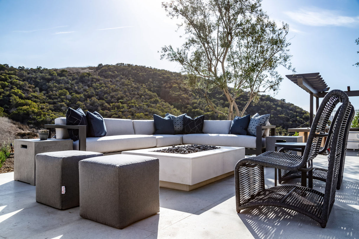 Redondo - Sectional, No Welt - Cast Silver / Dark Gray