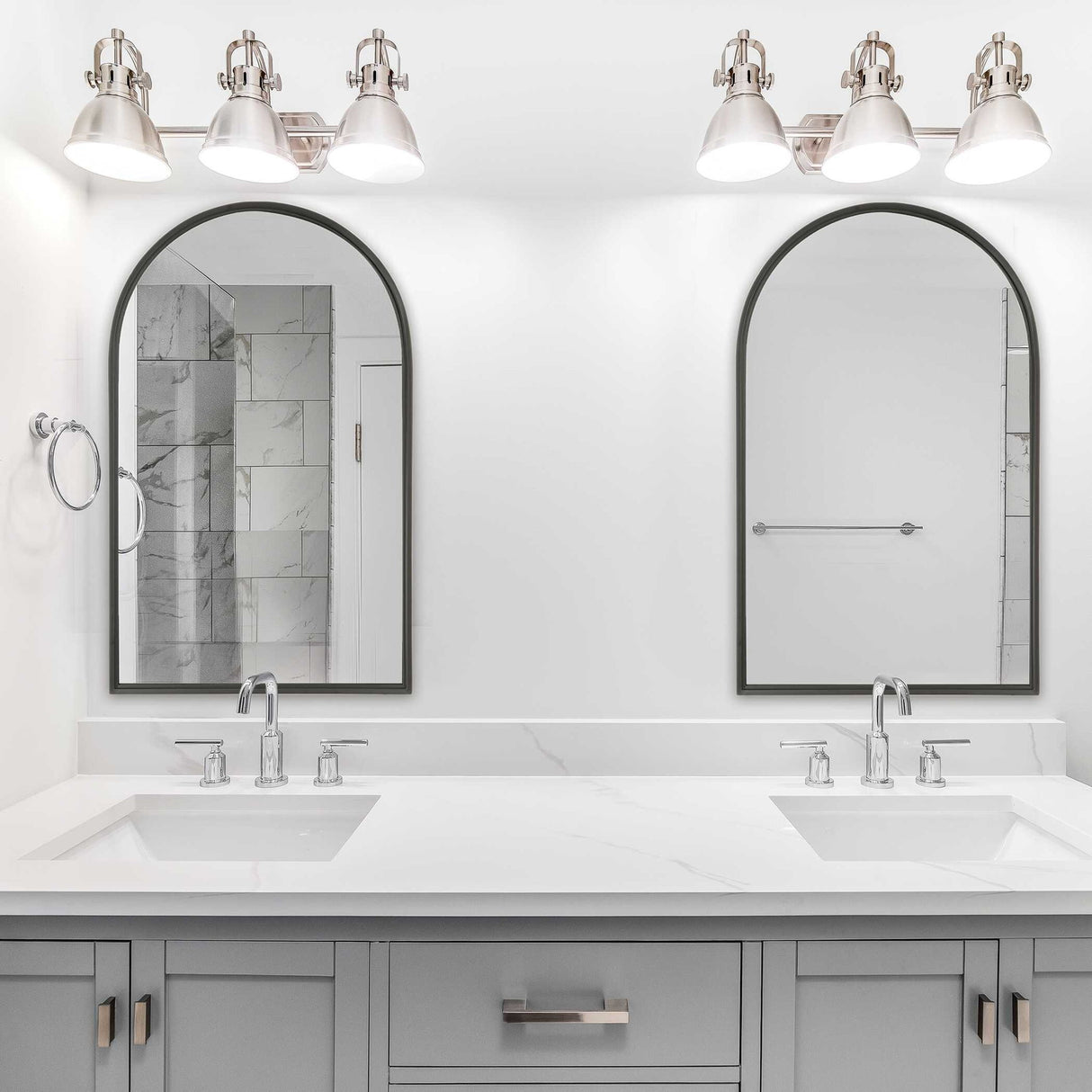 Metal Arch Mirror - Matte Black