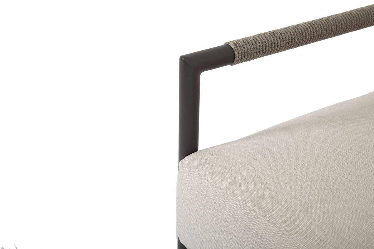 Pietra - Club Chair, No Welt - Echo Ash / Dark Gray