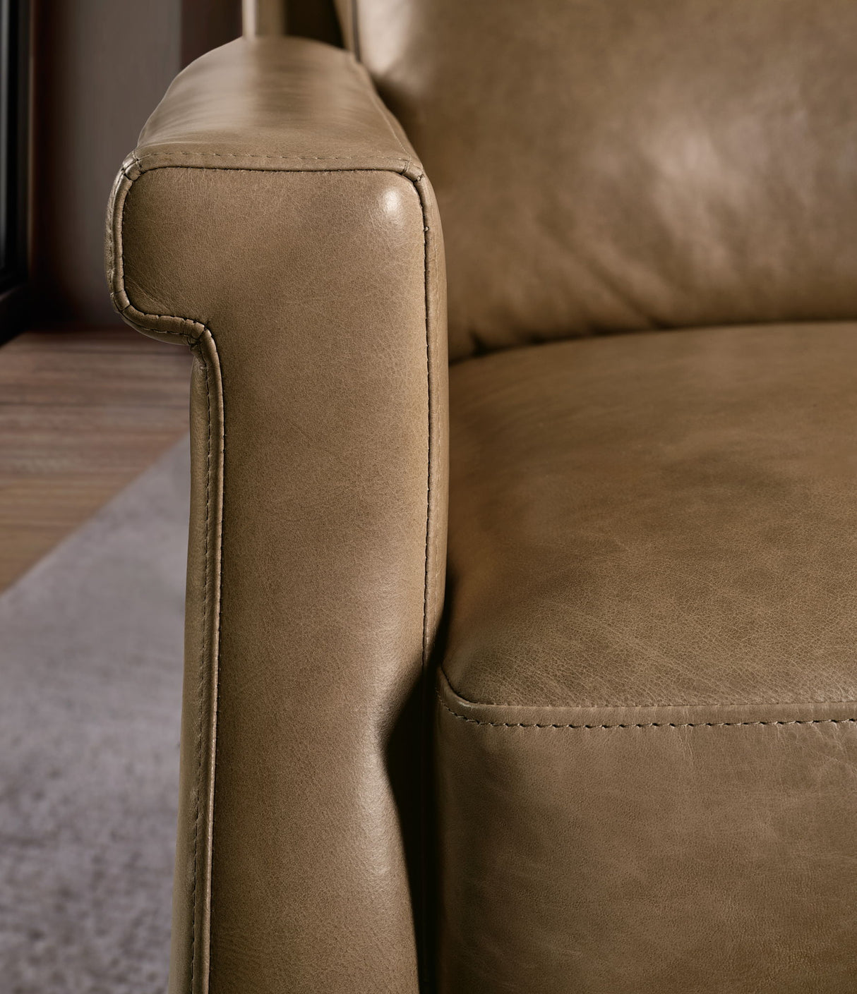 RC - Kaufman ZG Swivel Power Recliner With Pop-Up Headrest