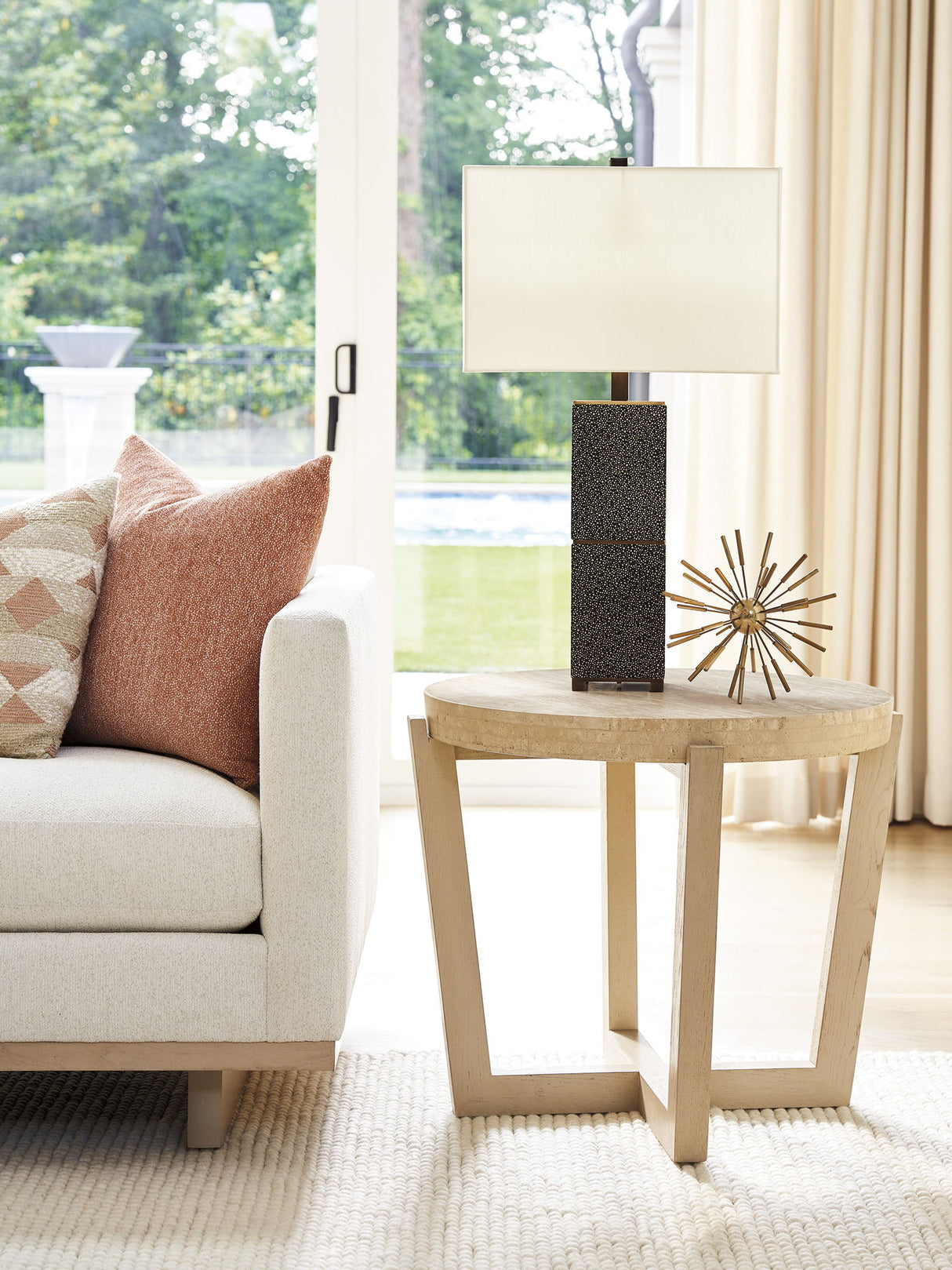 Sunset Key - Shasta Round Lamp Table - Beige