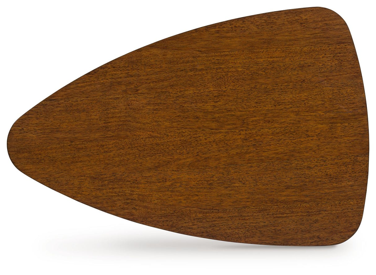 Lyncott - Occasional Wood Table Set (Set of 3) - Brown