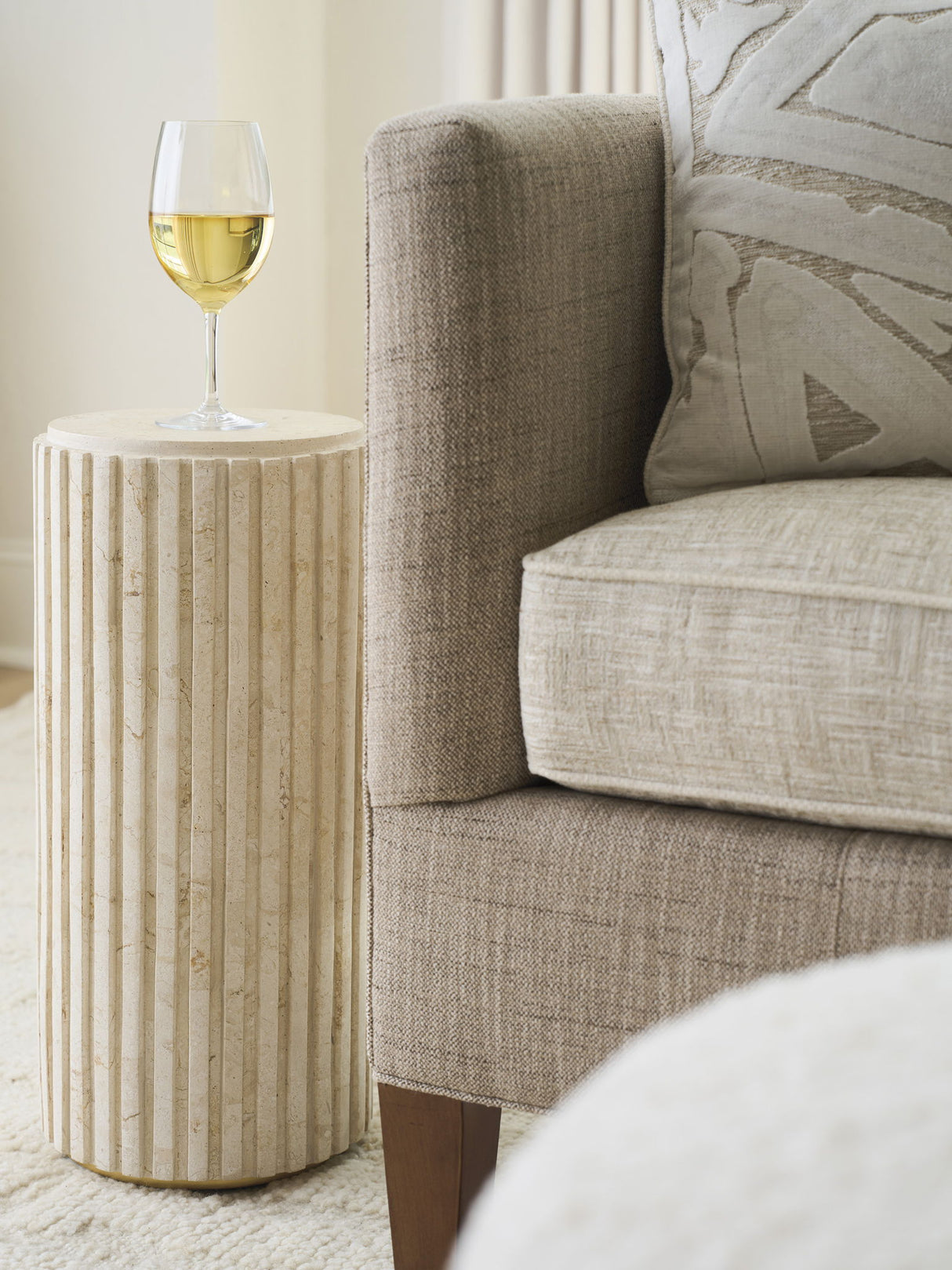 La Costa - Culver Chairside Table - Beige