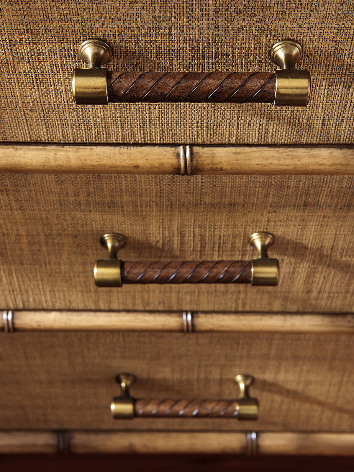 Twin Palms - Sandy Point Buffet - Light Brown