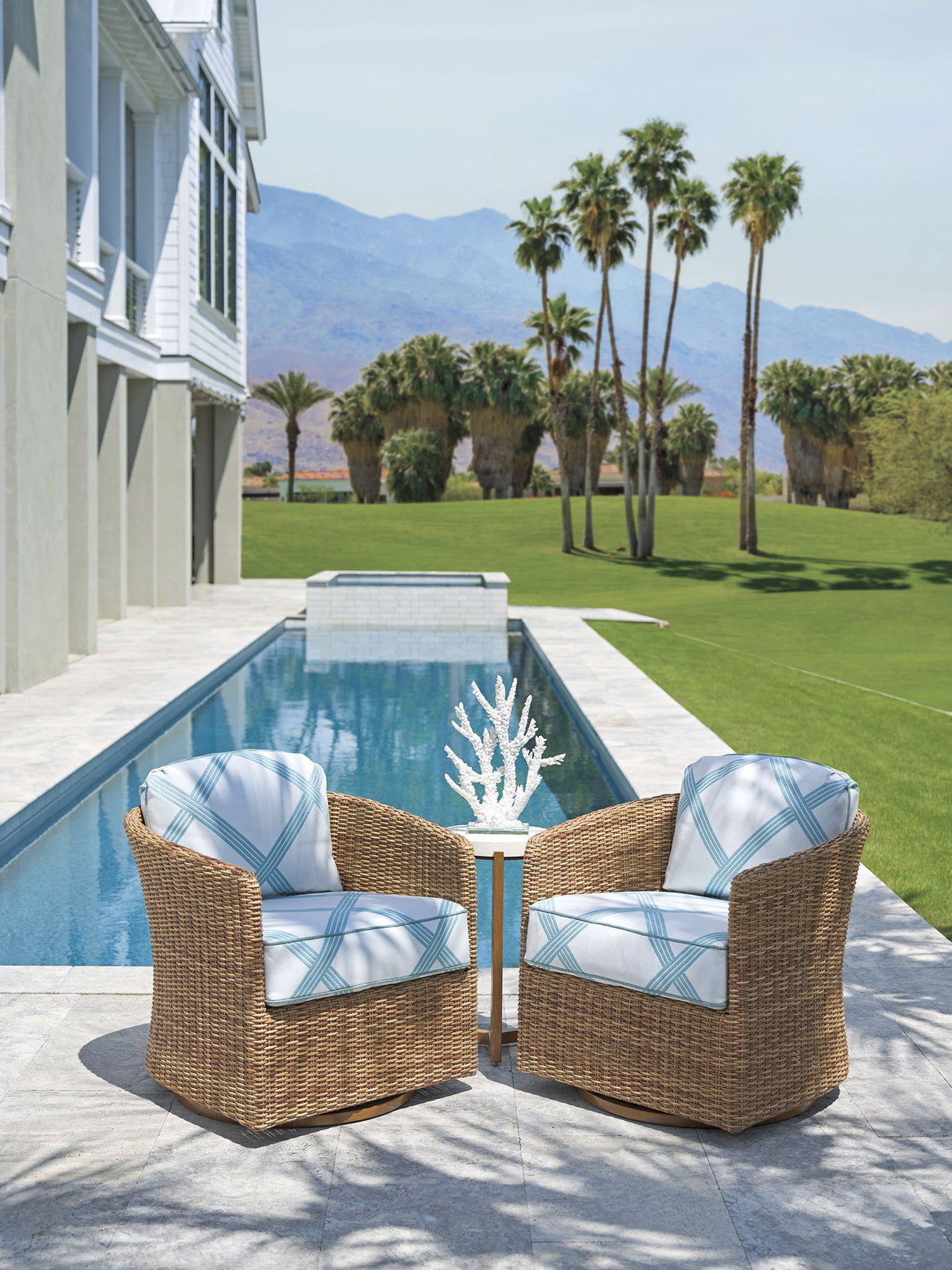 Palm Desert Poolside - Swivel Occassional Chair - Dark Brown / Green
