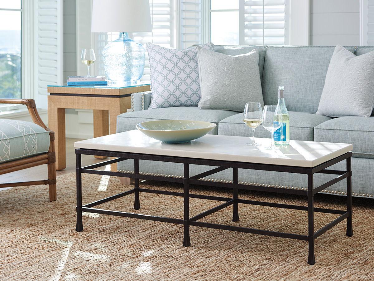 Newport - Breakwater Table