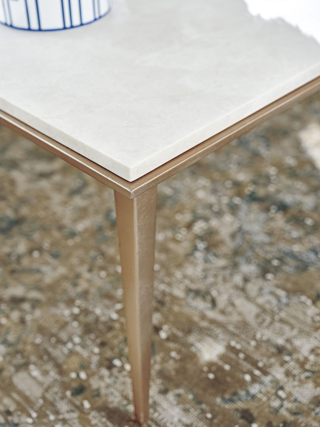 Rendezvous - Bulgari Rectangle Cocktail Table - Light Brown / Gray