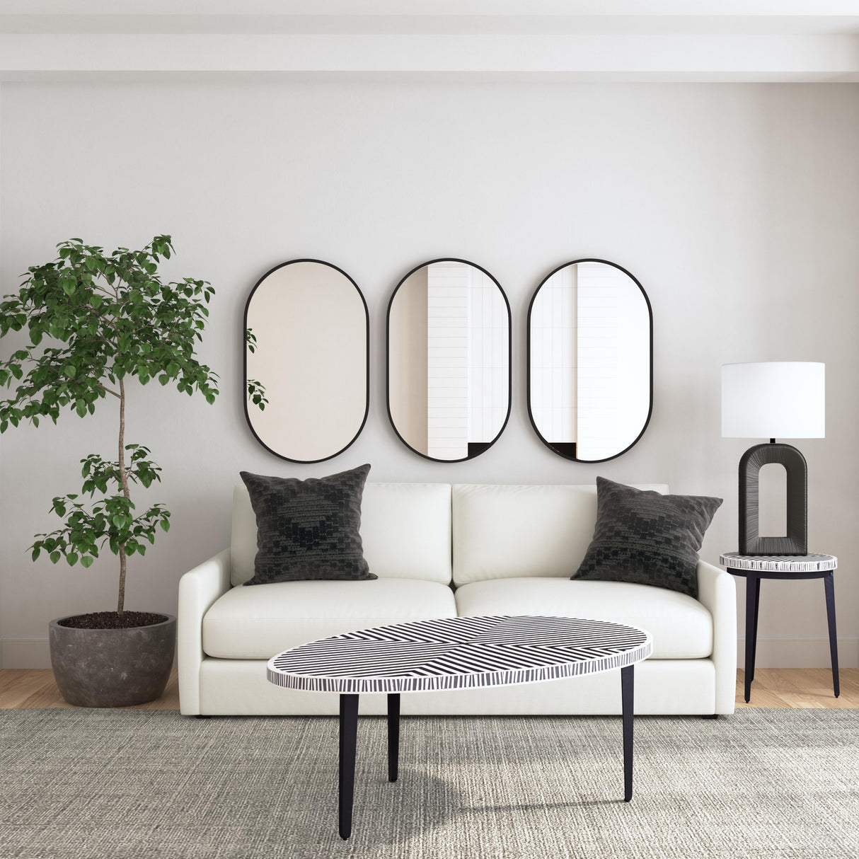 Leers - Table Lamp - Black / White