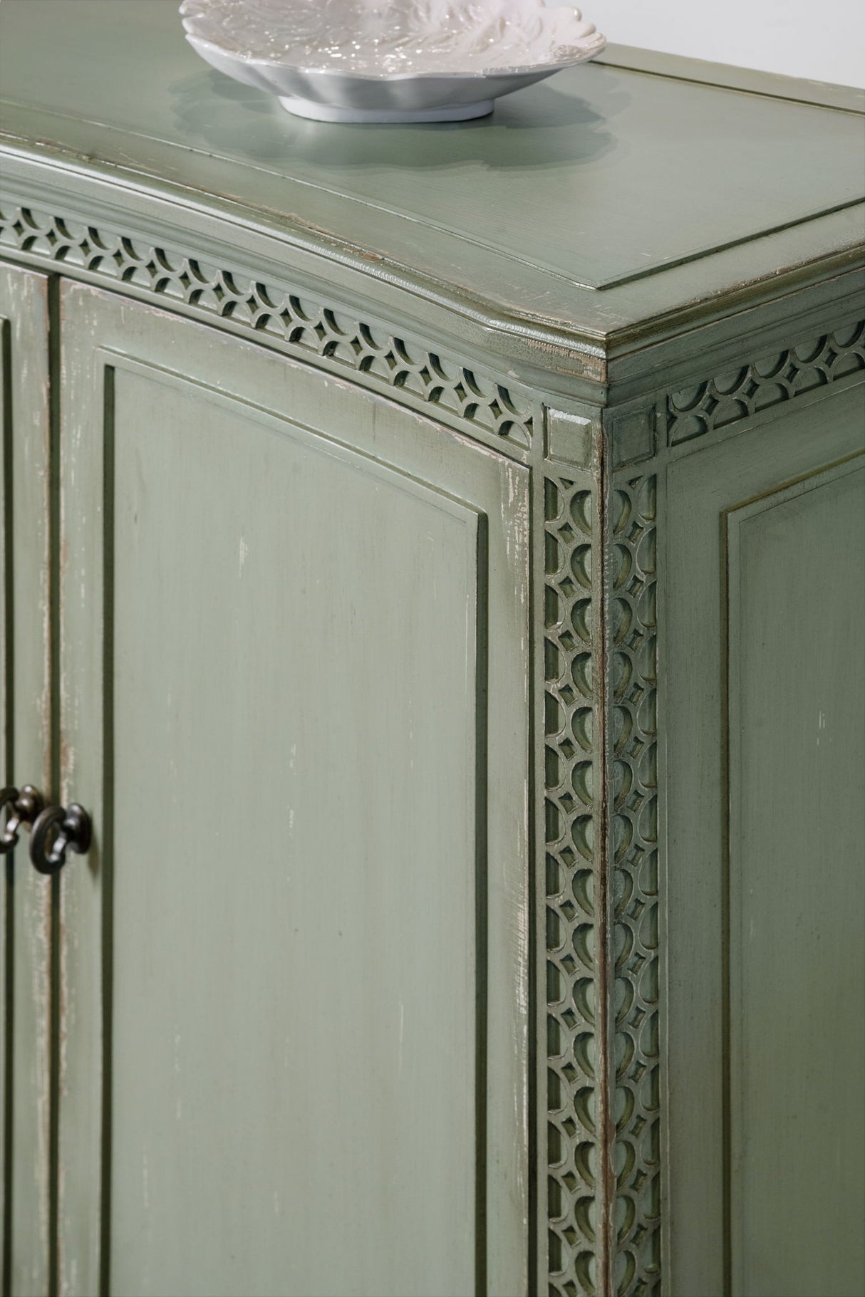 Charleston - Two-Door Accent Chest