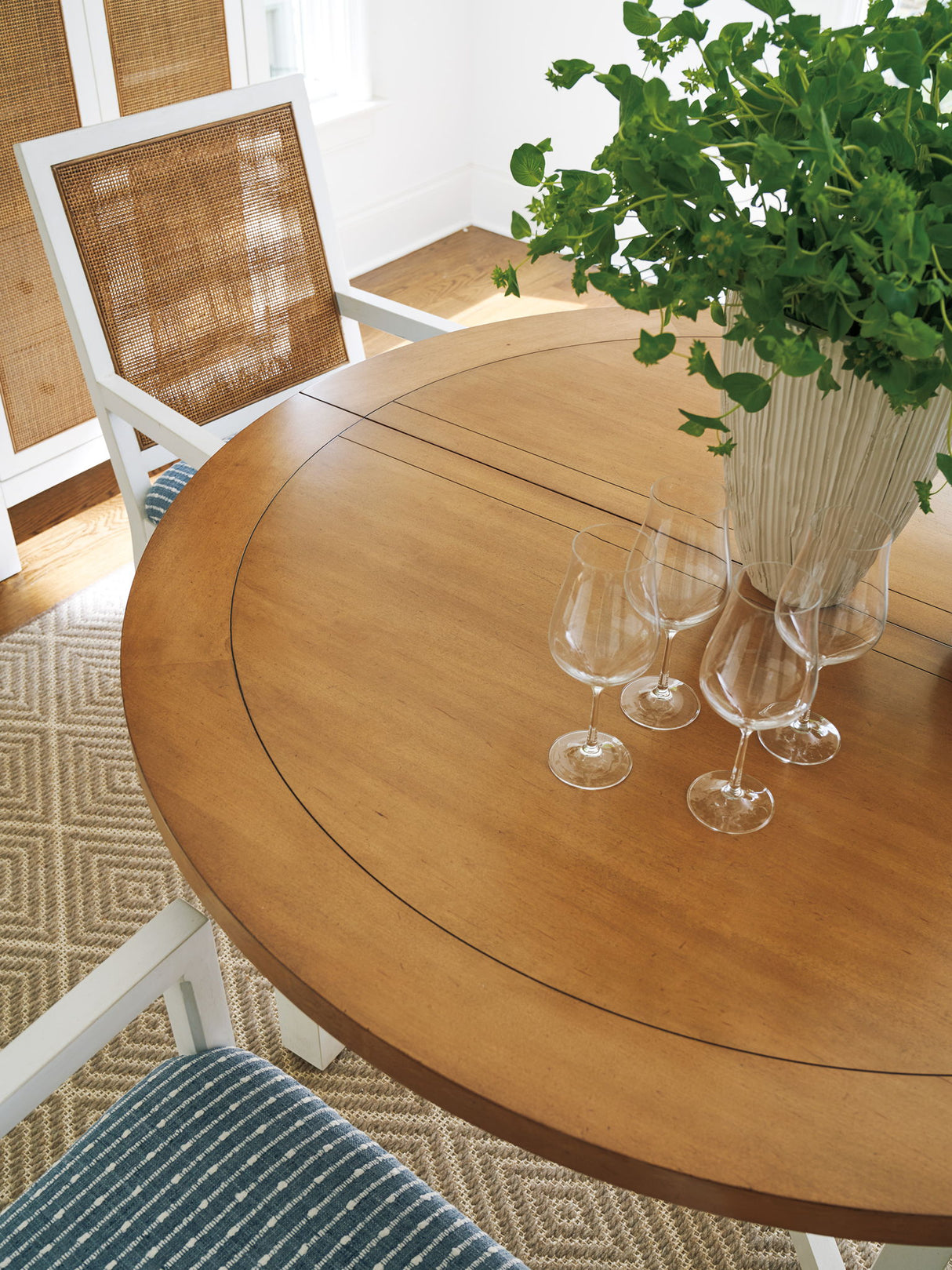 Laguna - Capistrano Dining Table