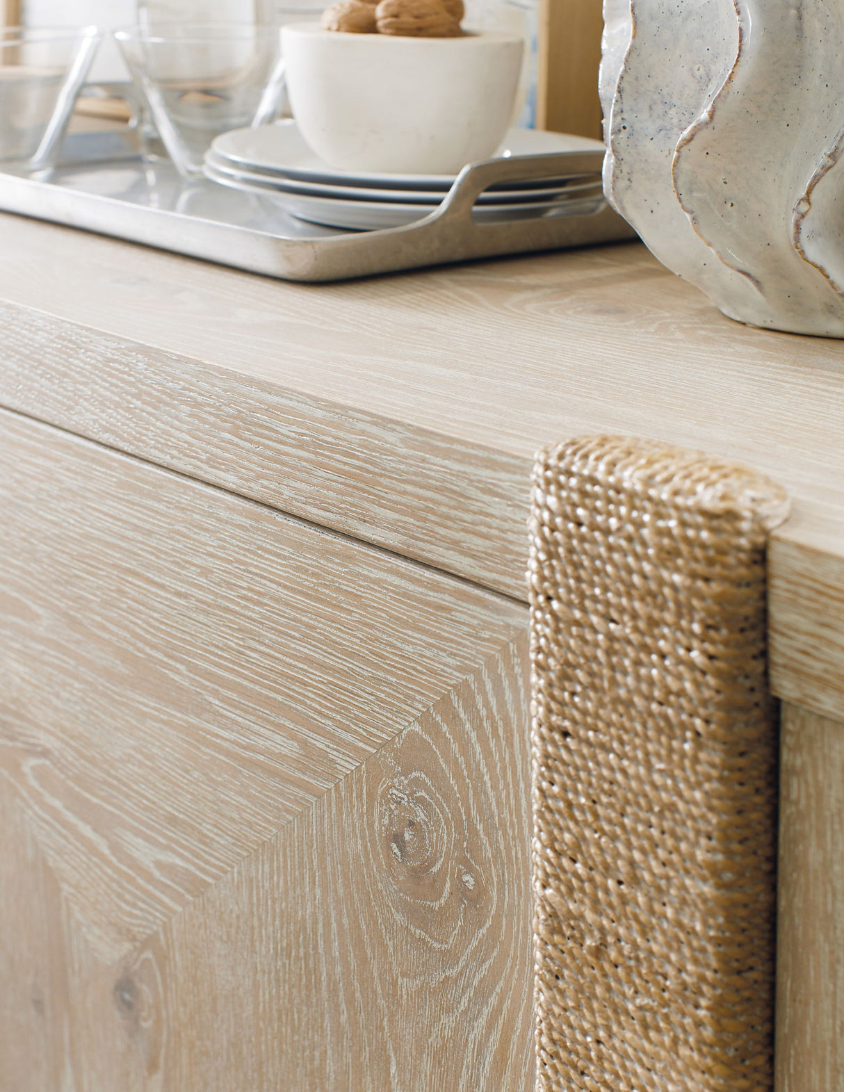 Commerce And Market - Seaside Buffet - Beige