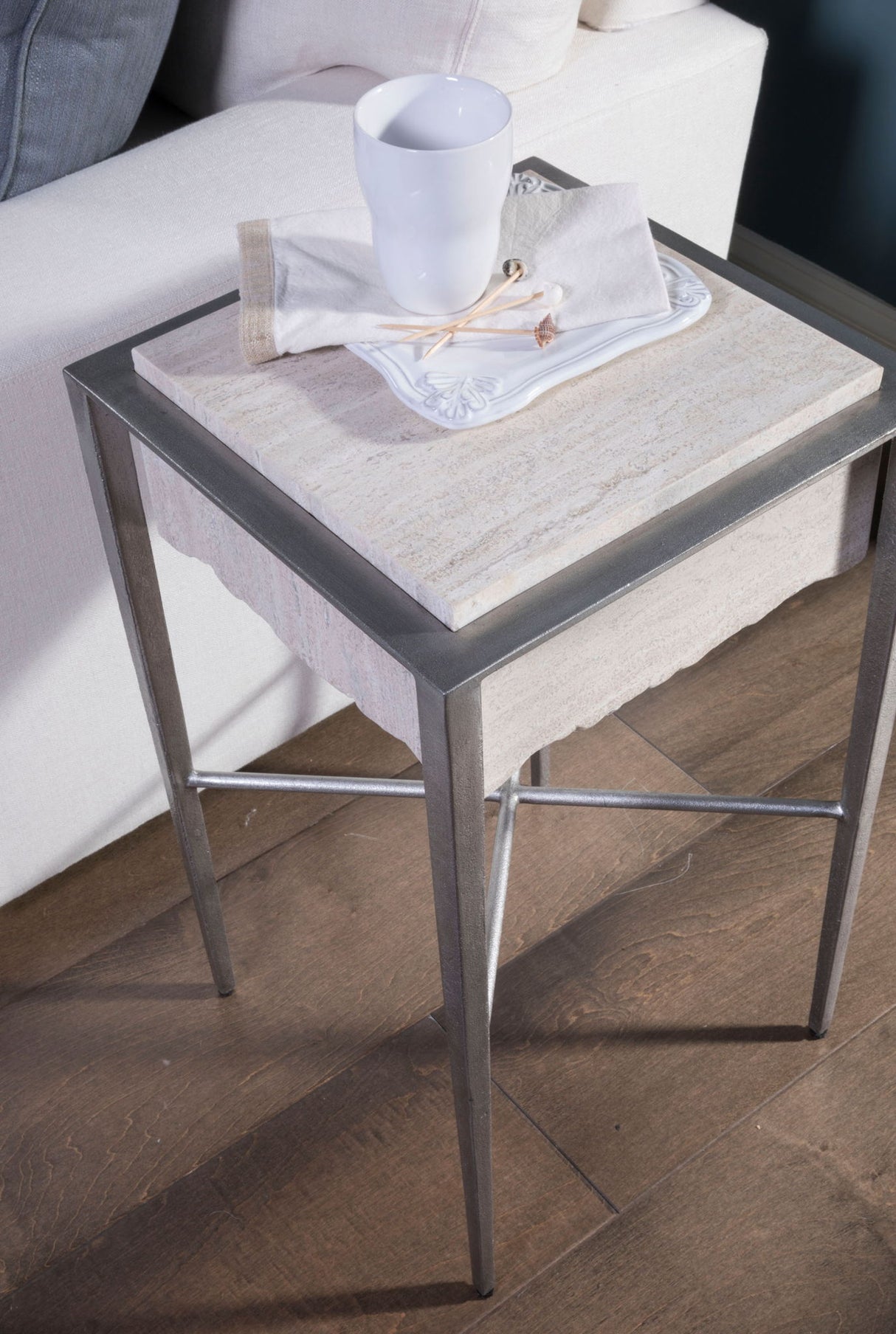 Signature Designs - Everest Square Spot Table - Gray