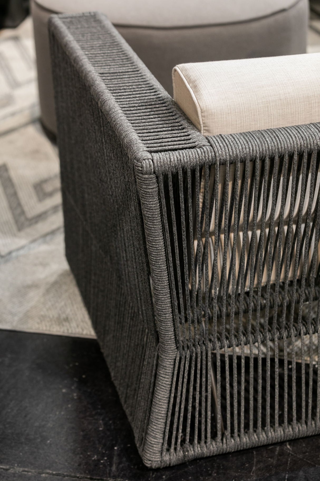 Milano - Club Chair, With Self Welt - Echo Ash / Dark Gray