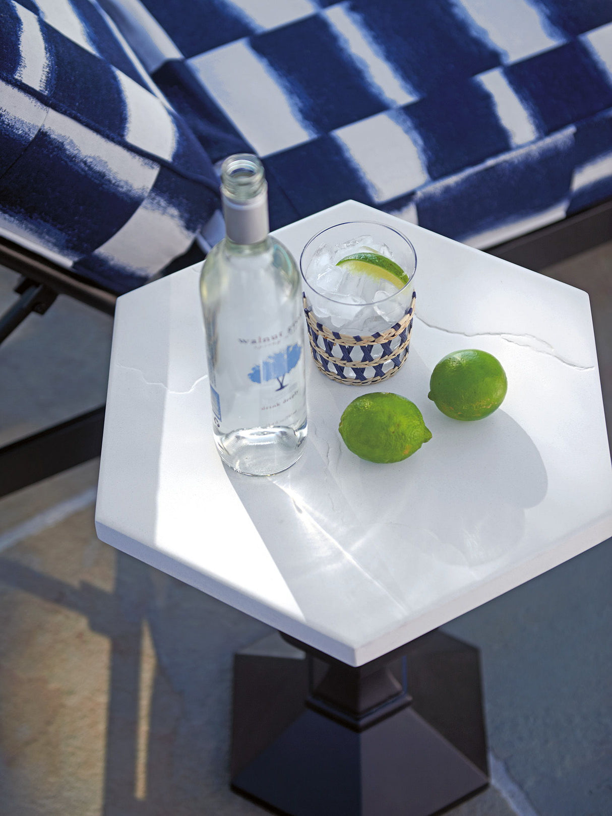 Pavlova - Accent Table - White