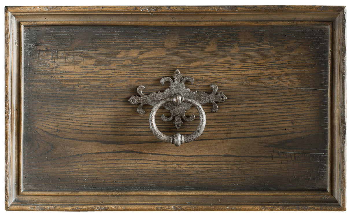 Hill Country - Williamson 9-Drawer Dresser