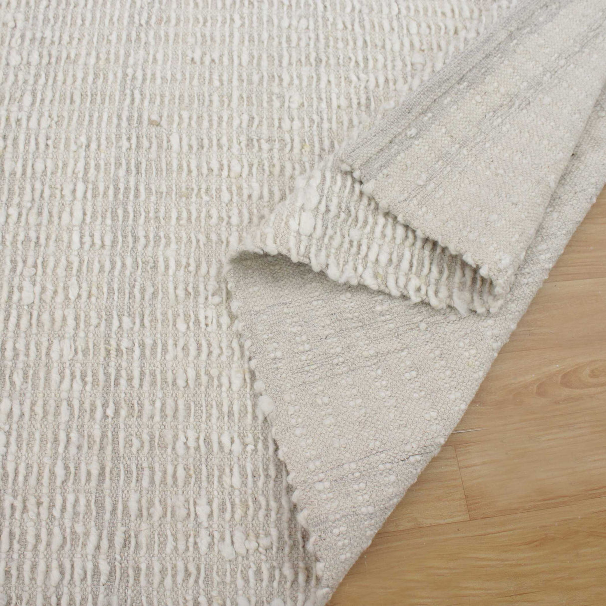 Lovelle - Soft Wool Rug