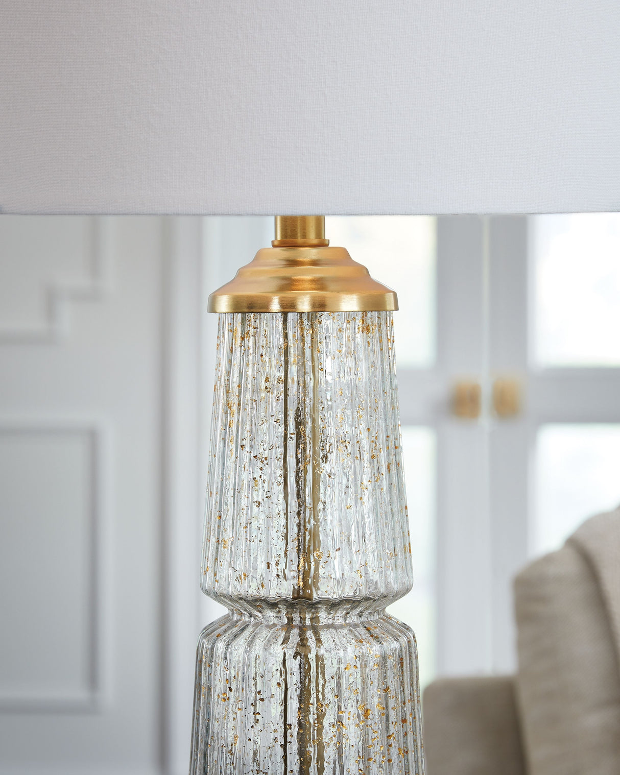 Bakersboro - Glass Table Lamp - Clear / Gold Finish