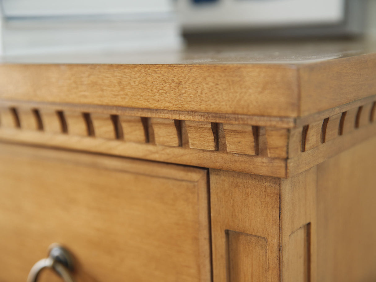 Laguna - Dartmoor Bachelors Chest