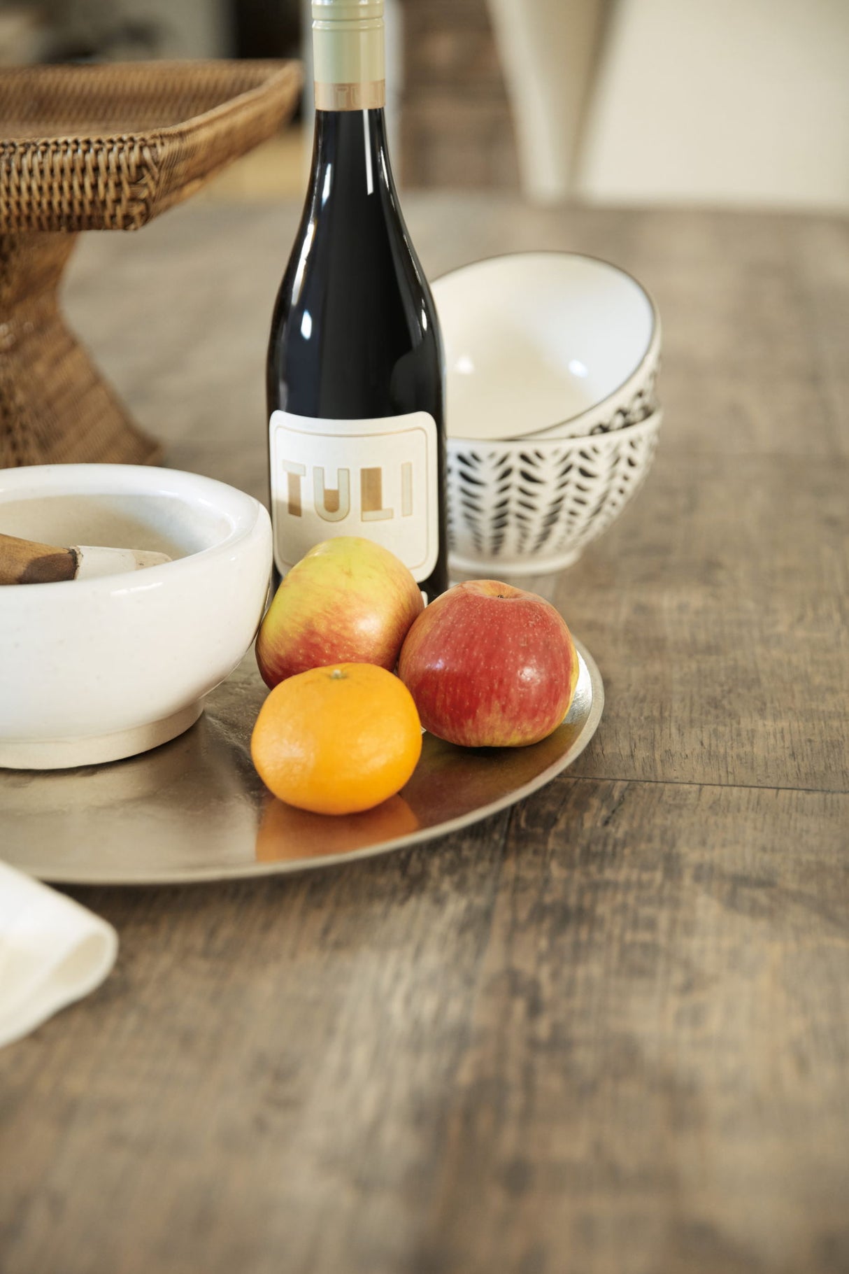 La Grange - Le Vieux 86" Double Pedestal Table With 2-18" Leaves