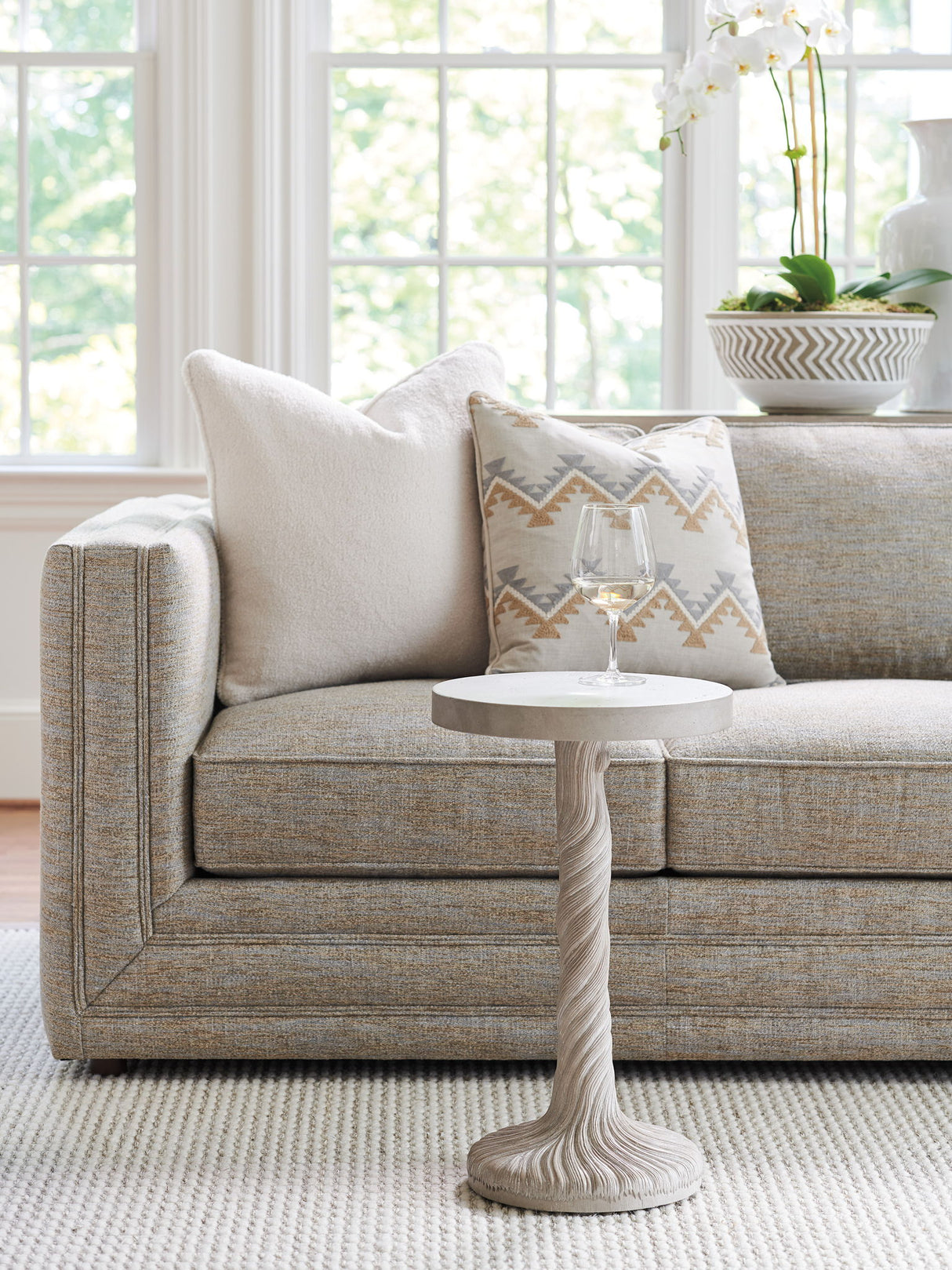 Malibu - Saddle Peak Round Accent Table - Beige