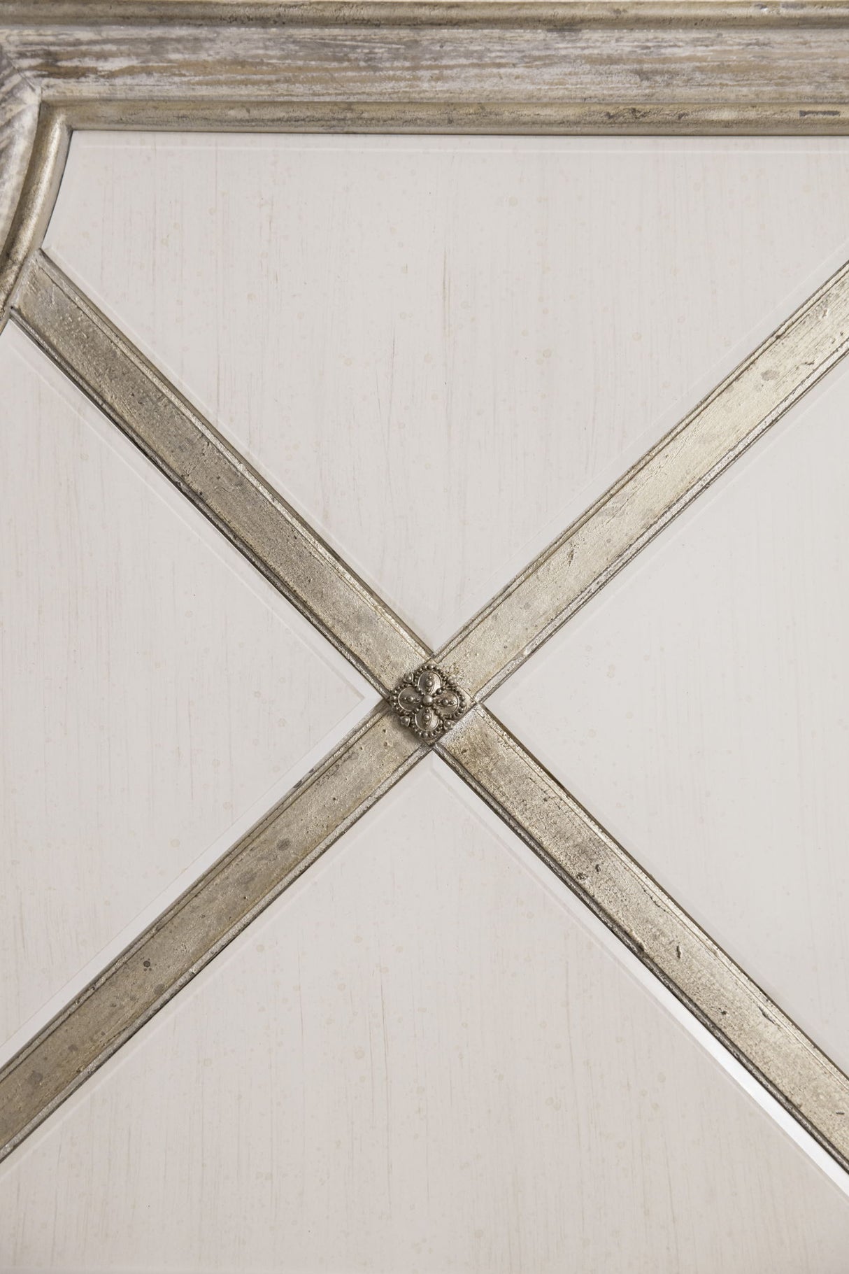 Sanctuary 2 - Diamont King Panel Bed