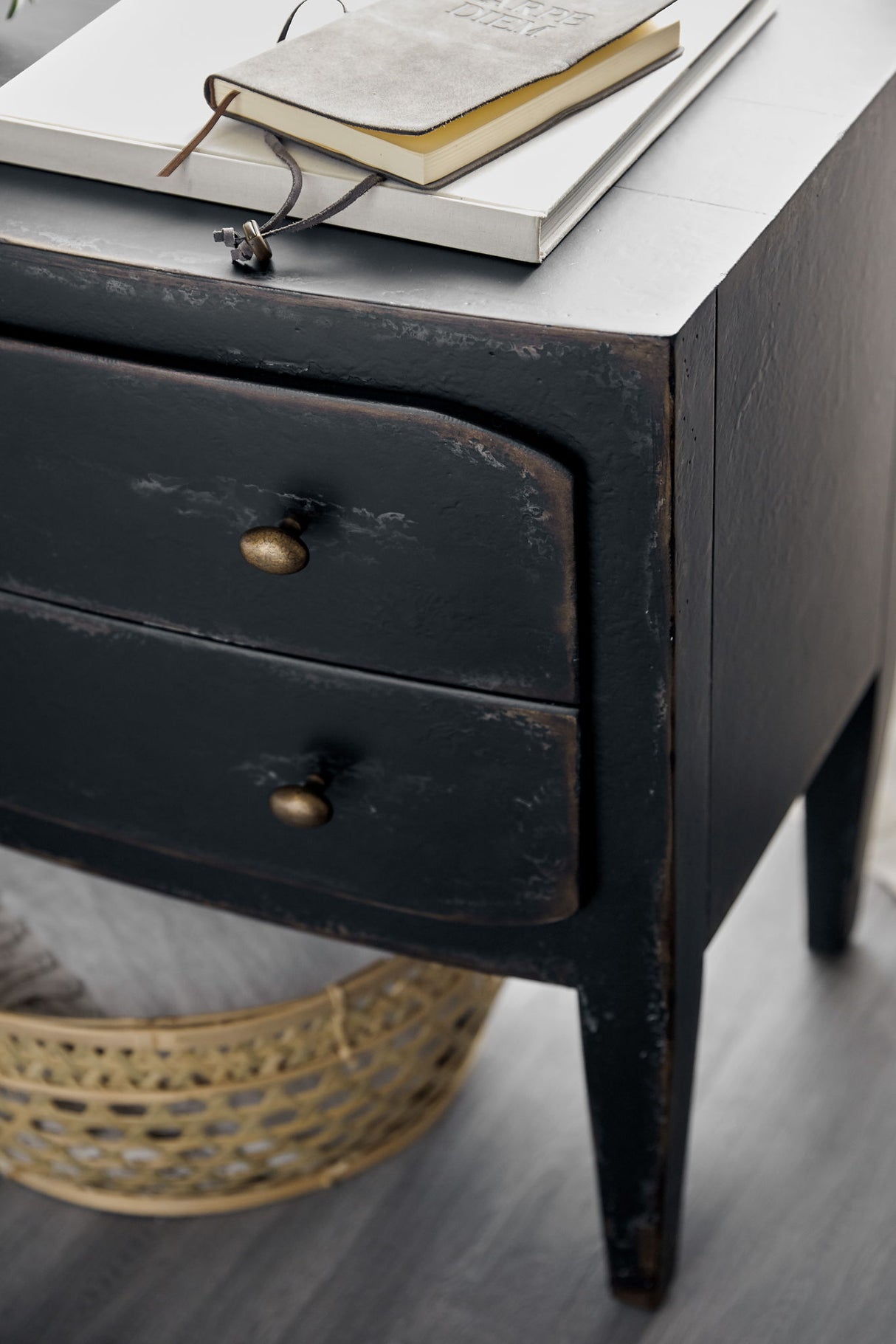 Ciao Bella - Accent Nightstand