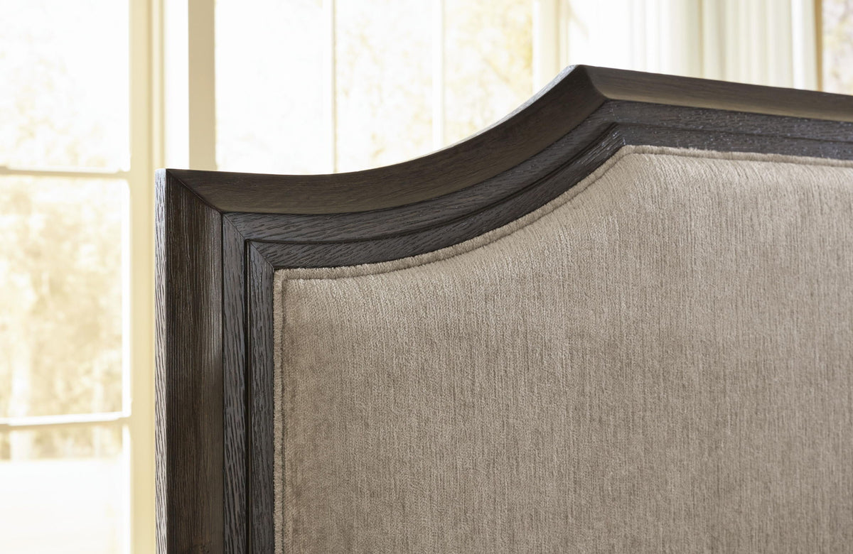Wickenger - Upholstered Panel Bed