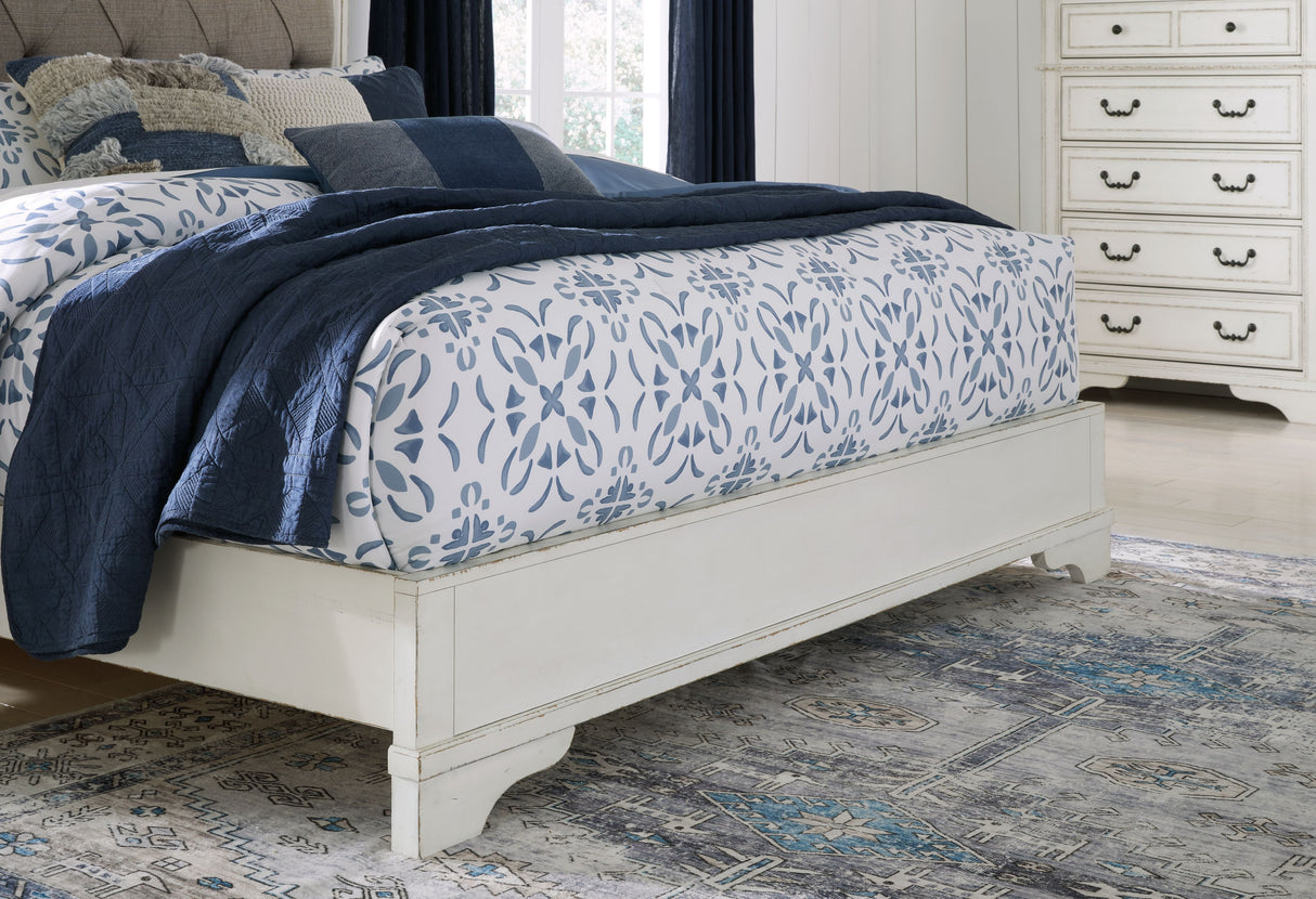 Blendon - Upholstered Panel Bed