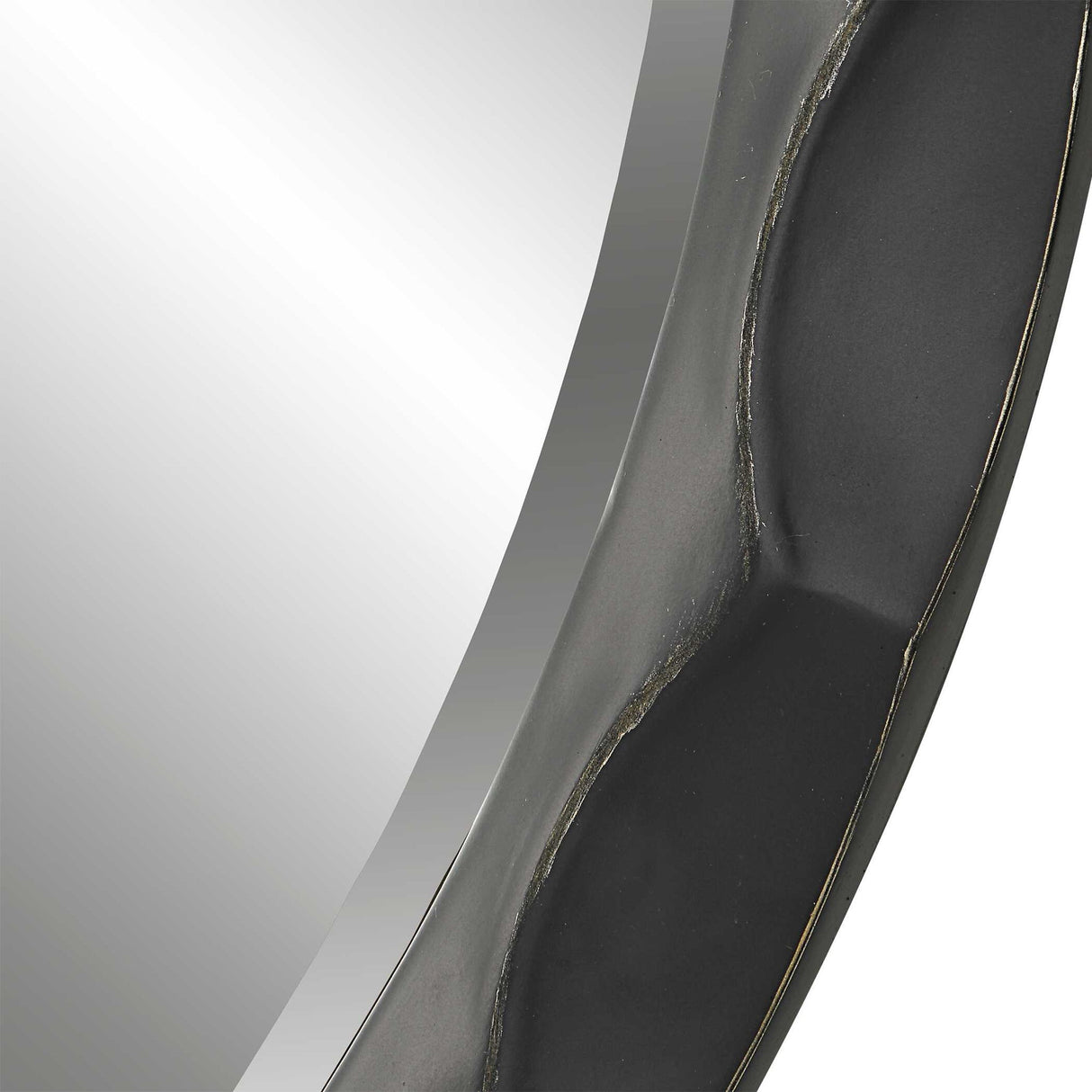 Scalloped - Edge Round Mirror - Black