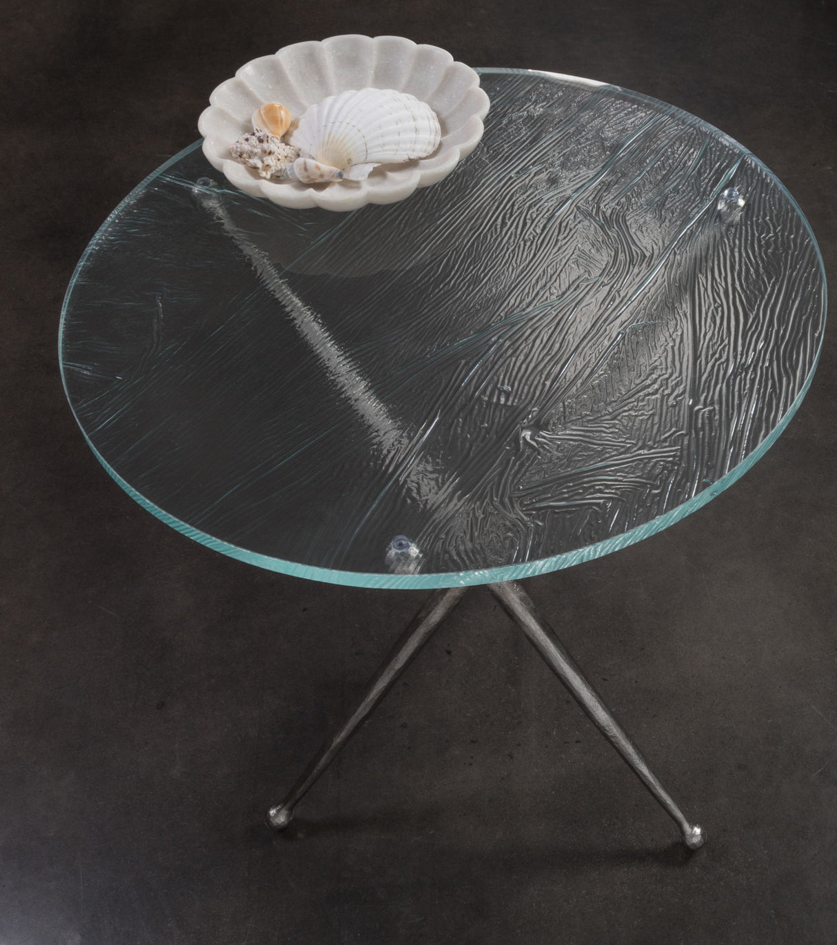 Signature Designs - Marcus Round End Table