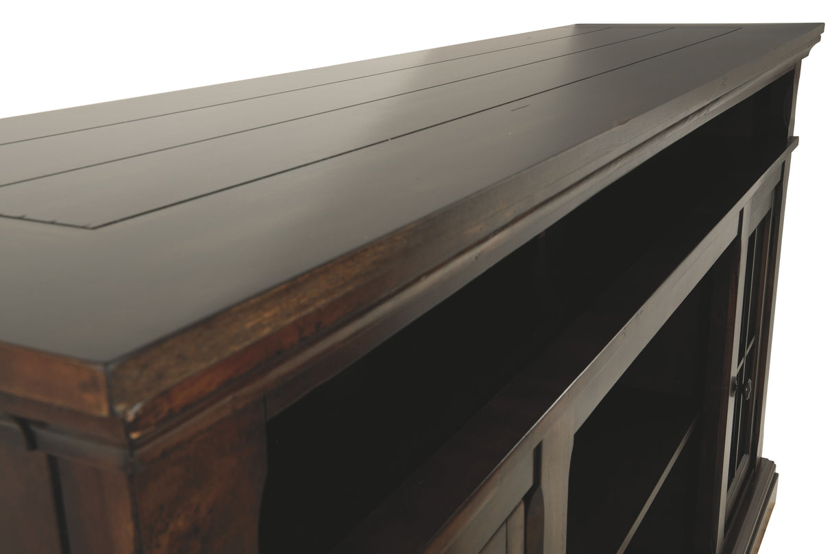 Roddinton - XL TV Stand w/Fireplace Option - Dark Brown