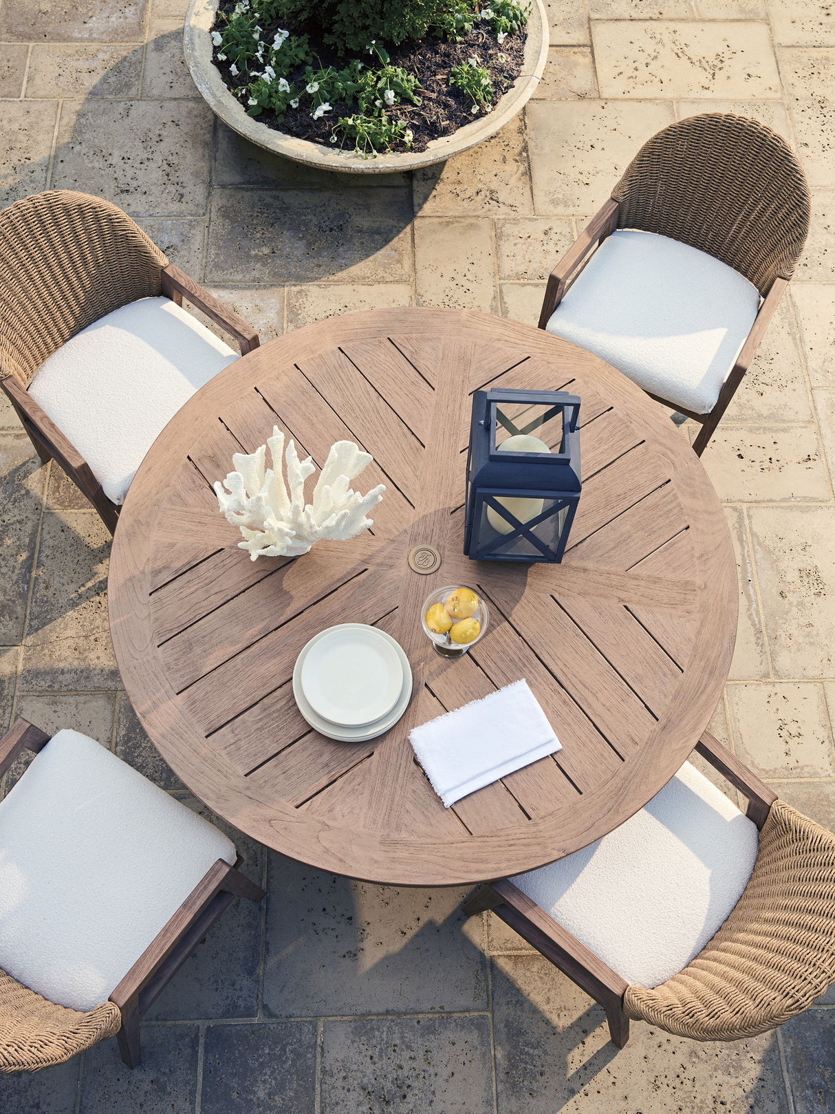 Isle Of Palms - Round Dining Table - Light Brown