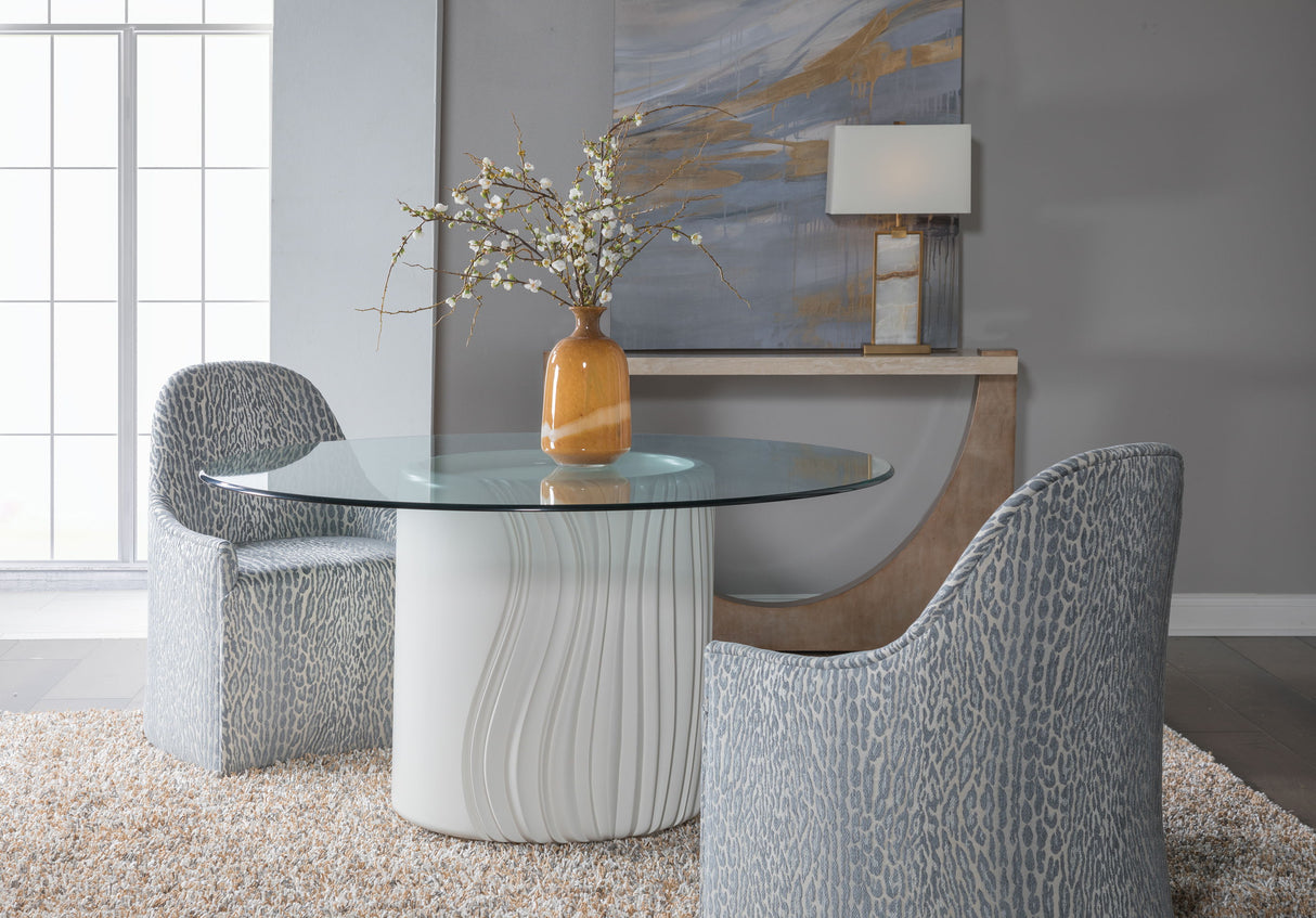 Signature Designs - Volante Round Dining Table
