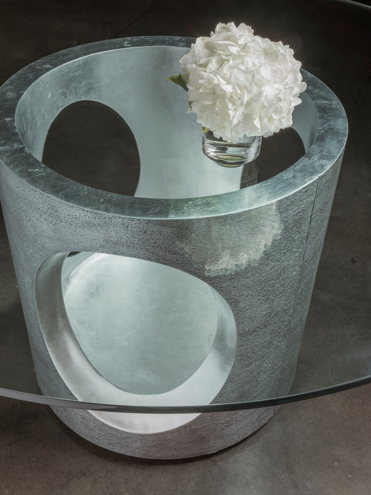 Signature Designs - Circa Round Dining Table