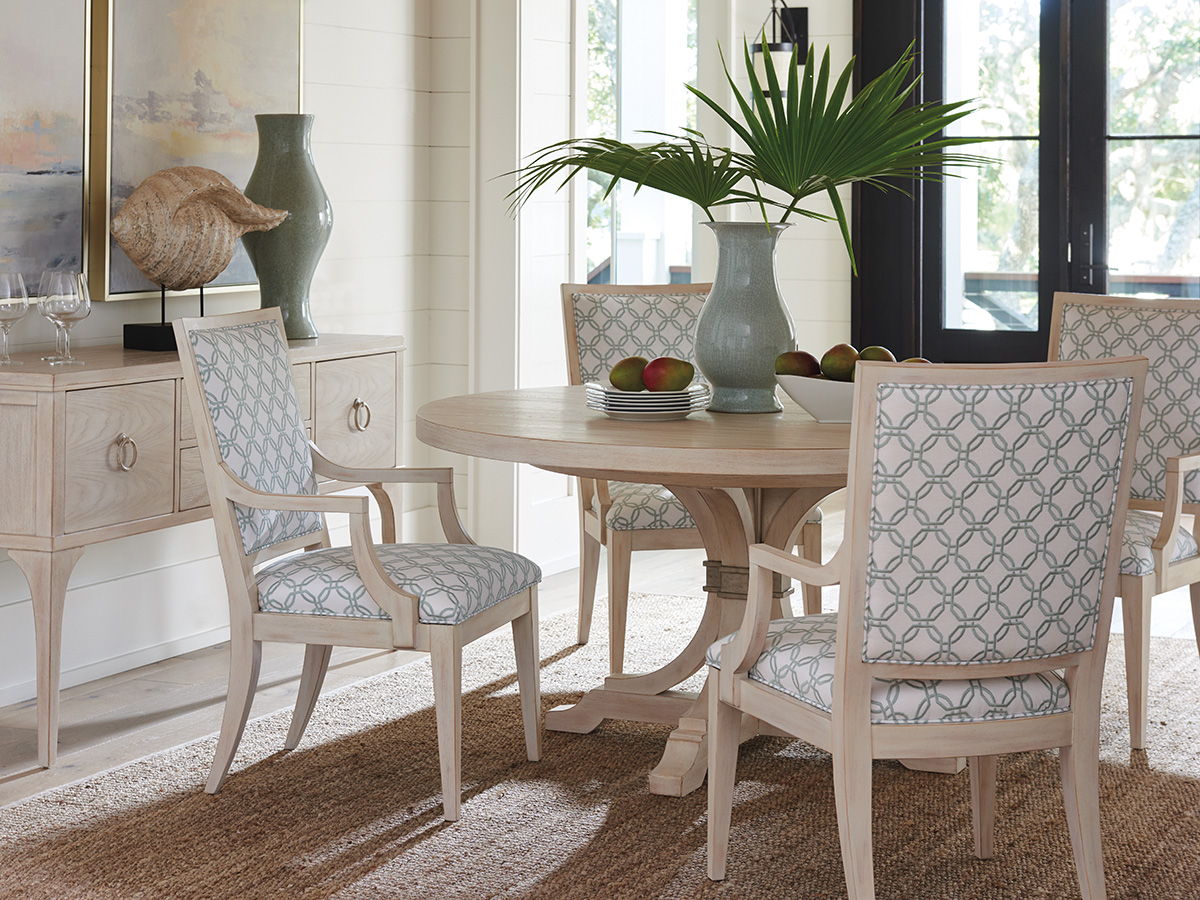 Newport - Magnolia Round Dining Table