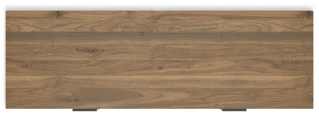 Deanlow - Six Drawer Dresser - Honey