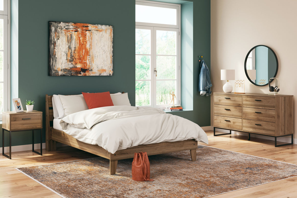 Deanlow - Six Drawer Dresser - Honey