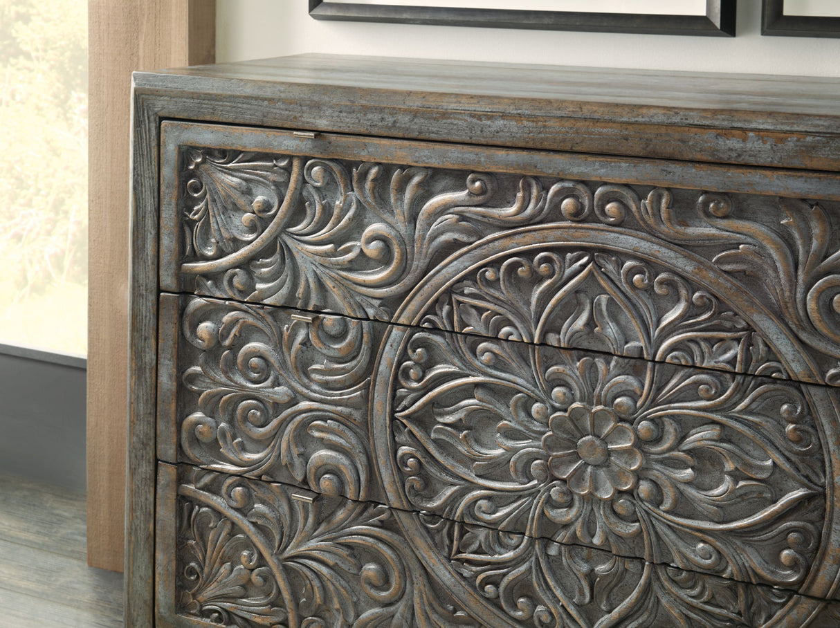 La Grange - Accent Chest