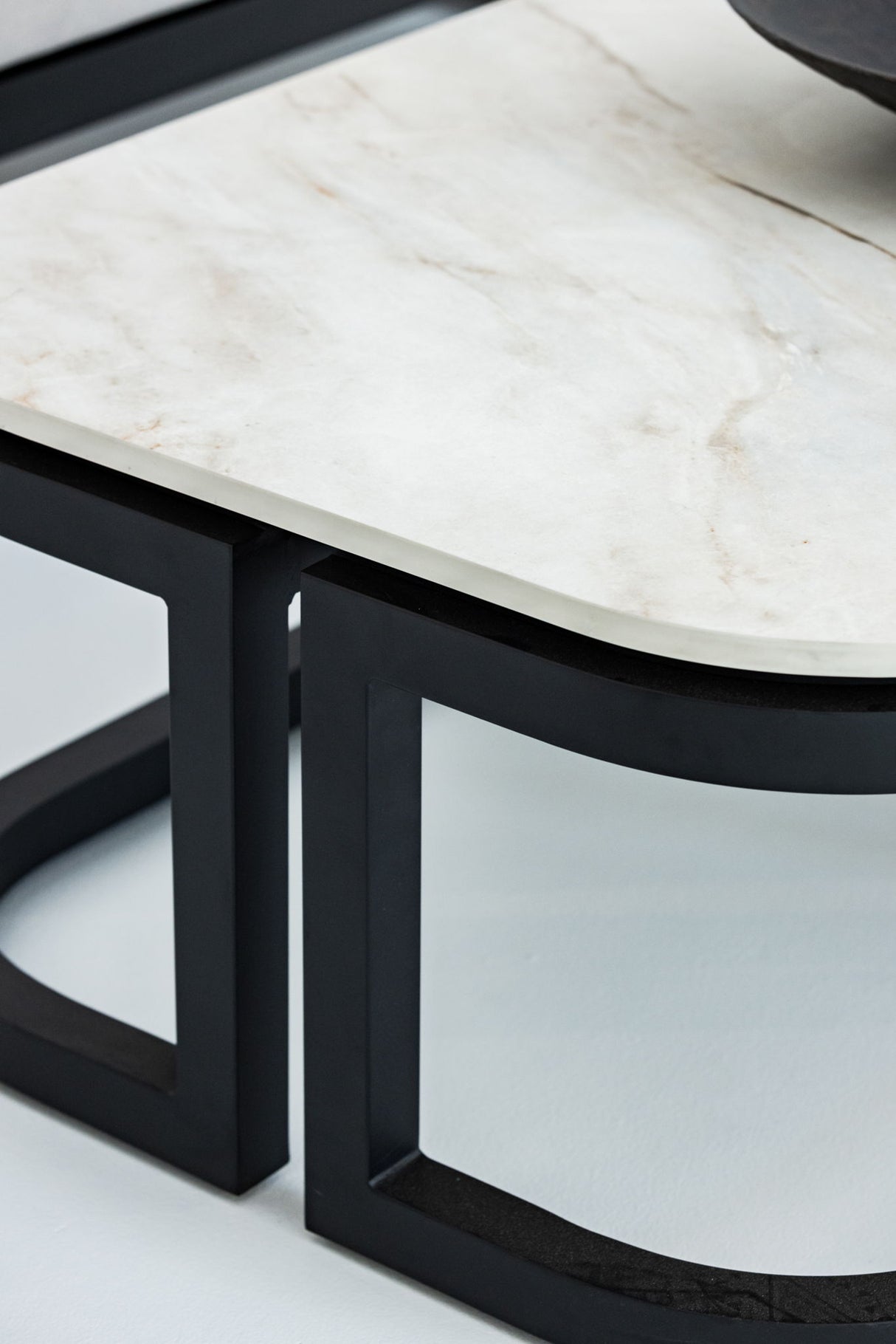 Malibu - Table
