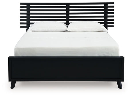 Danziar - Slat Panel Bed