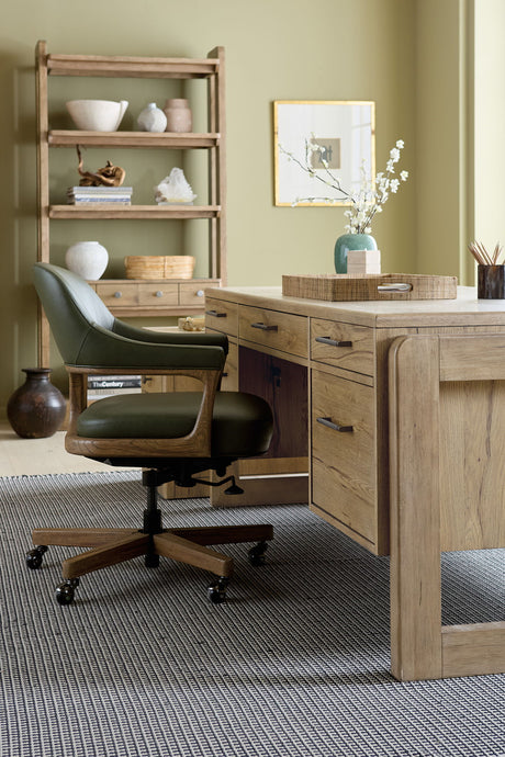 Kalamazoo - Executive Desk - Light Brown