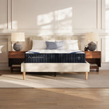 Dreamcloud Classic Memory Foam - Queen Mattress - White