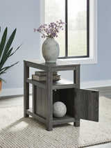 Fendenmore - Chair Side End Table