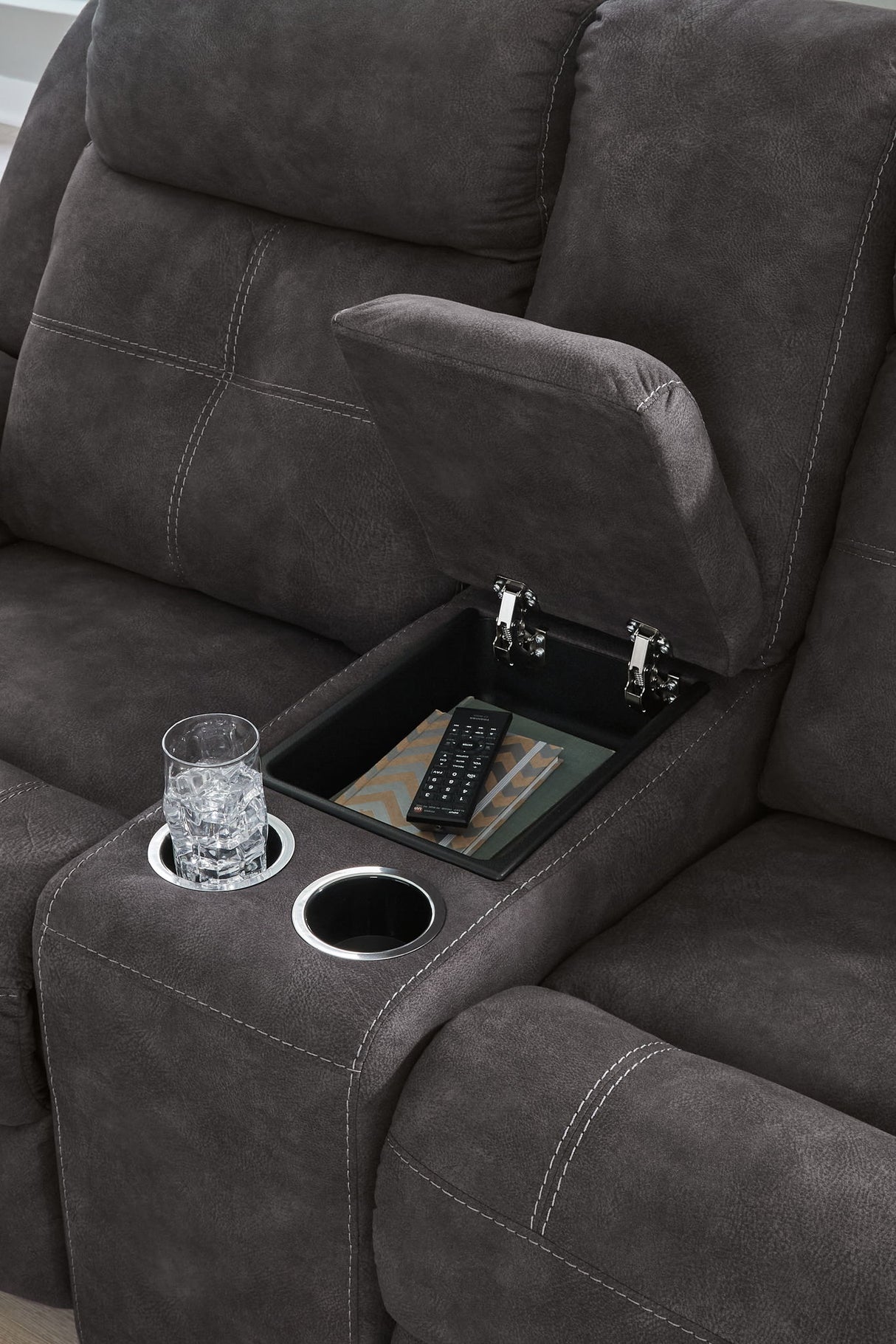 Brysonview - Double Reclining Loveseat With Console - Charcoal