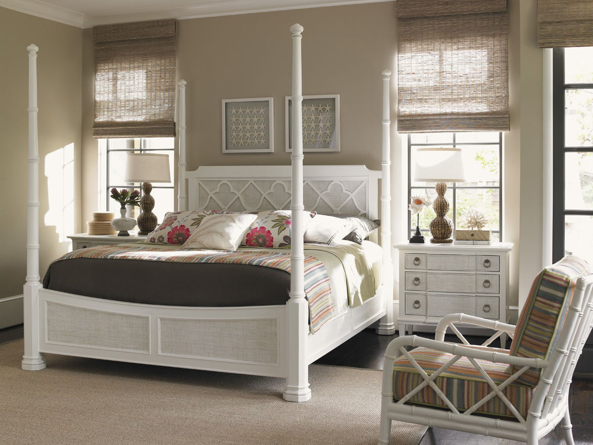 Ivory Key - Tuckers Point Bachelors Chest - White