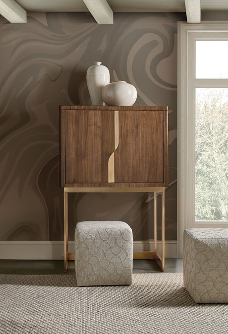 Eleana - Bar On Stand - Medium Wood