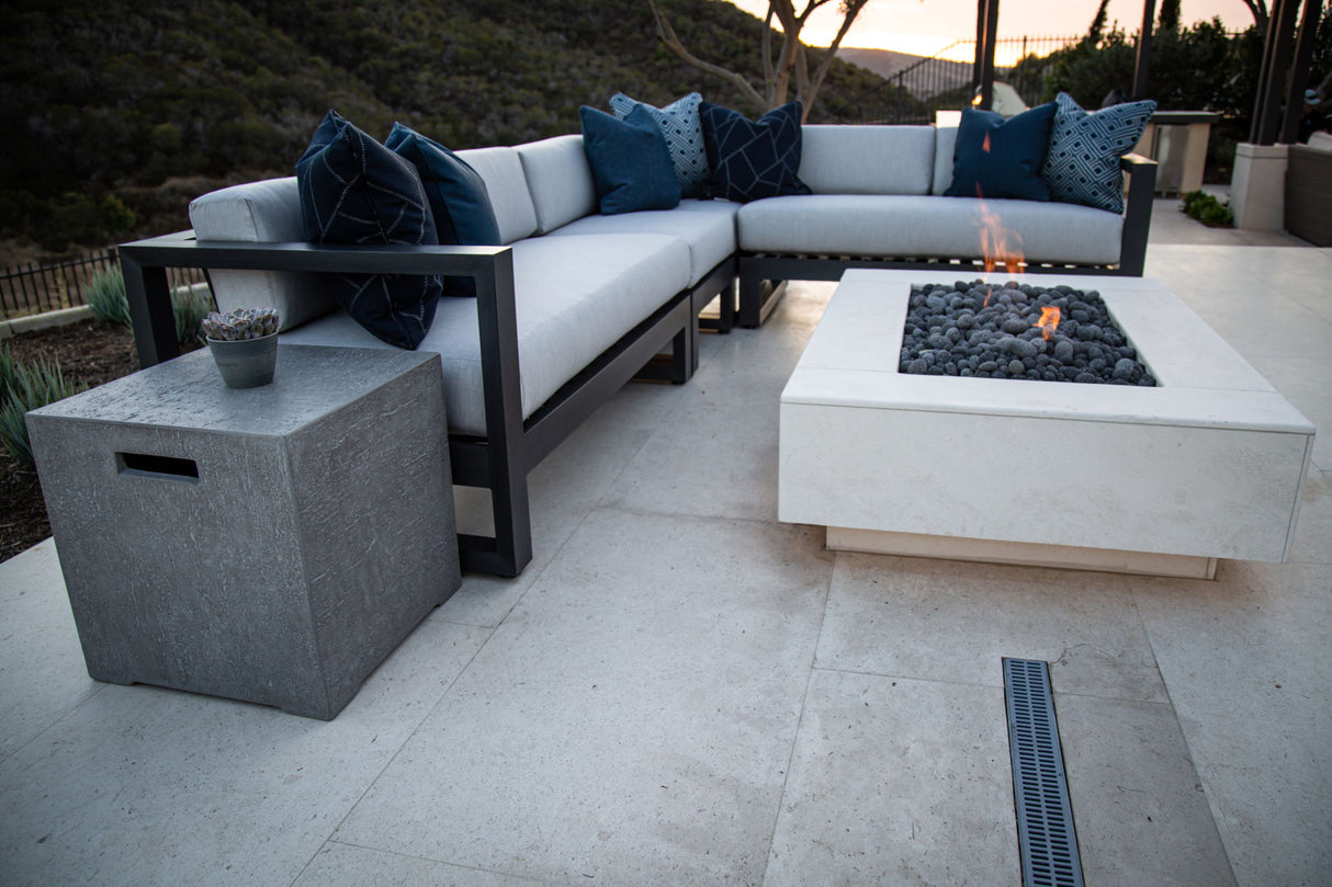 Redondo - Sectional, No Welt - Cast Silver / Dark Gray