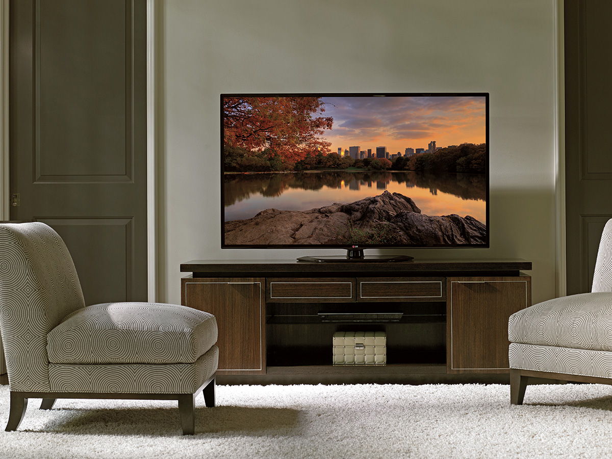 Macarthur Park - Highview Media Console - Black