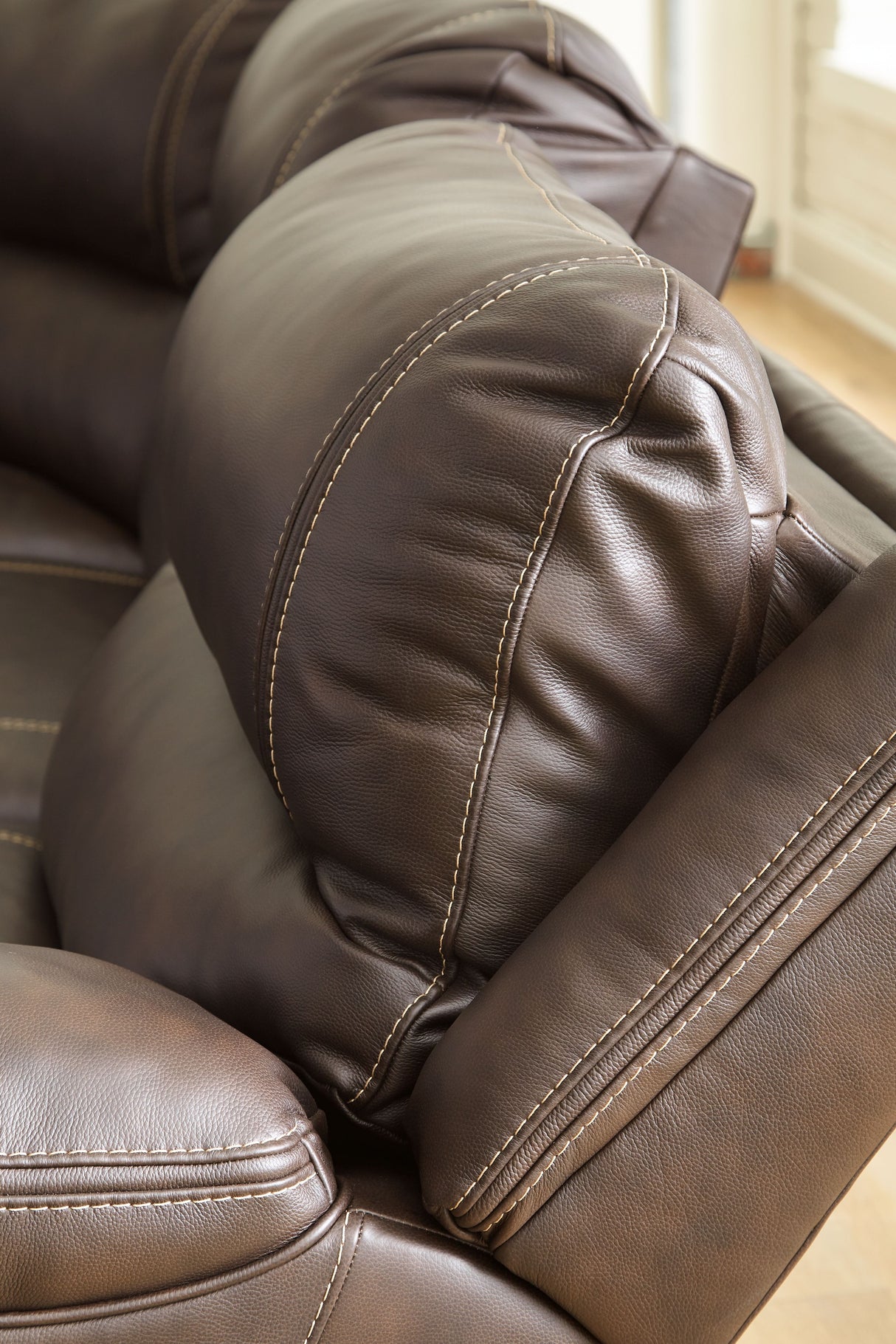 Dunleith - Chocolate - Zero Wall Recliner w/PWR HDRST