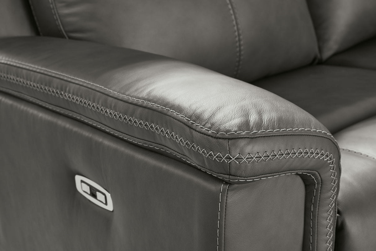 Bleckley - Power Reclining Loveseat With Console / Adjustable Headrest